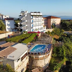 *** Hotel Itaka Albania
