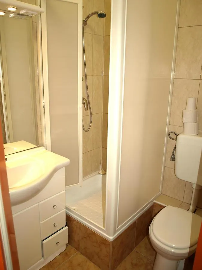 Bed & Breakfast Pension Gross Vienna